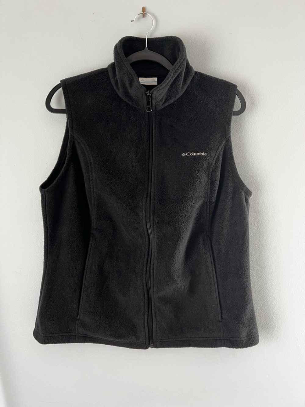Columbia Women's Black Fleece Vest - Zip Front, Large